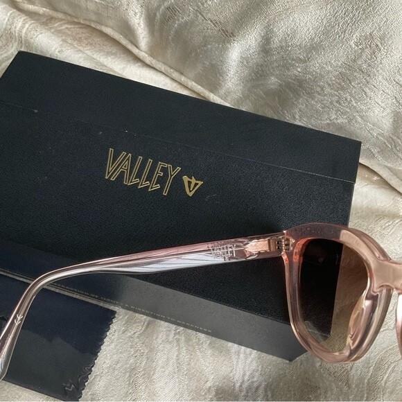 NEW Valley Eyewear Sunglasses BRAKE Crystal Pink w Rose Metal Trim Brown Lens main image 6